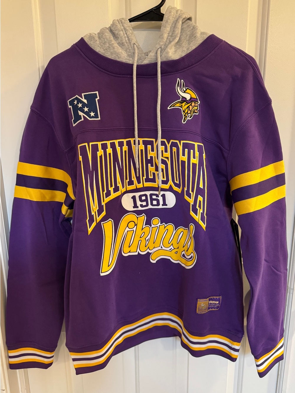 NWT Minnesota Vikings Ultra Game Retro Hoodie Men’s M NFL Purple